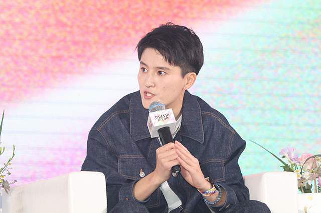 女人一区